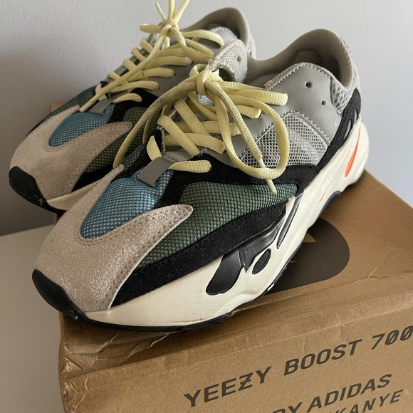 Yeezy Boost 700 “Wave Runner” - Picture 2 of 2